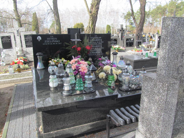 Grób Henryk Franciszek Zieliński