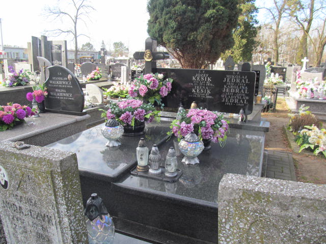 Łukasz Kęsik 1989 Chynów - Grobonet - Wyszukiwarka osób pochowanych