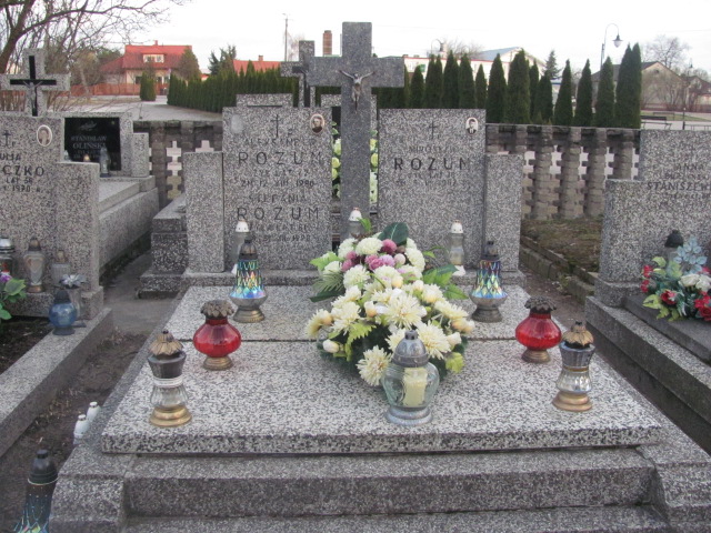 Grób Mirosław Rozum