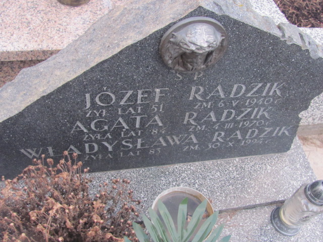 Władysława Radzik 1911 Chynów - Grobonet - Wyszukiwarka osób pochowanych