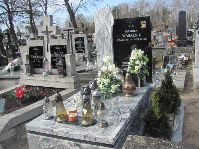 Grób Mariola Bogusława  Wasążnik 